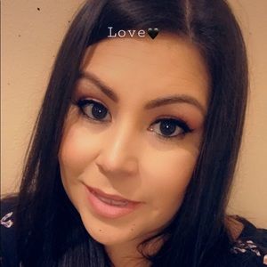 Meet your Posher, Annette